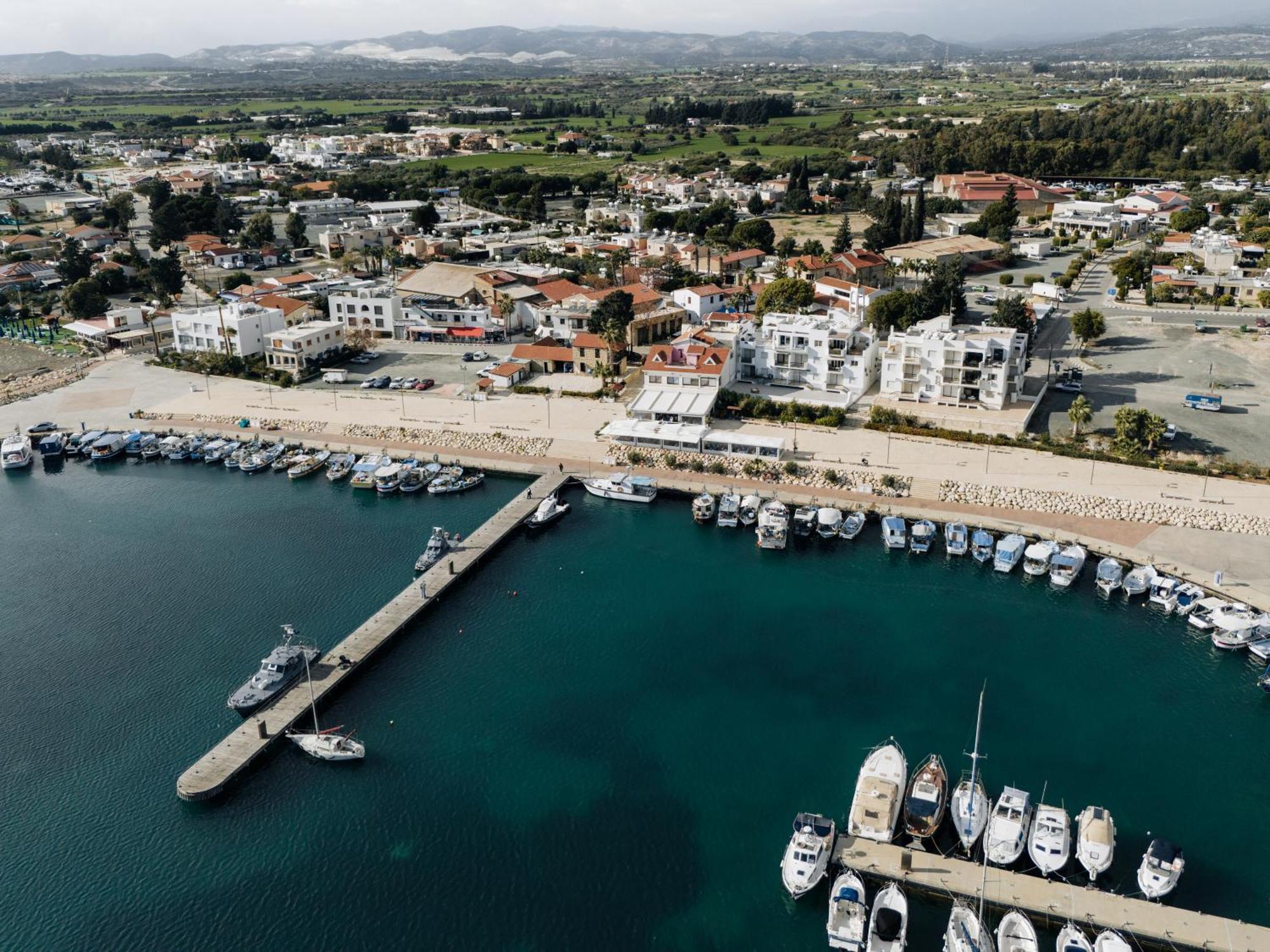 Zima Two Seaside Lejlighed Zygi Eksteriør billede